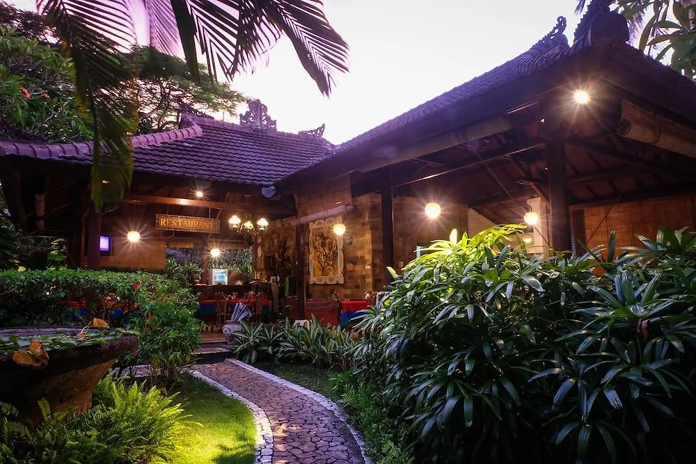 Hotel Kumala Pantai Legian 3*,
