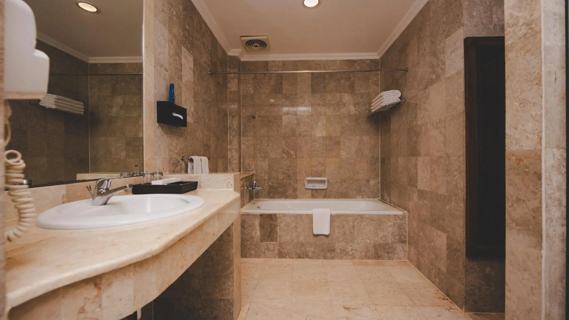 Hotel Kumala Pantai Legian